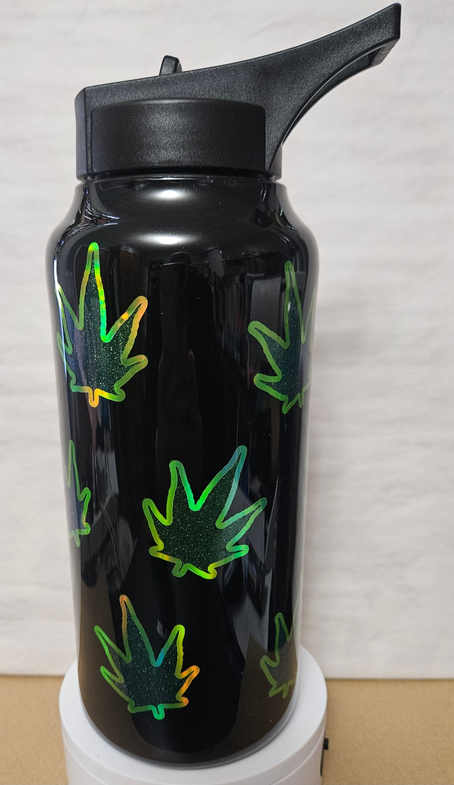 32 oz Hydrosport Bottle Peek a Boo 420